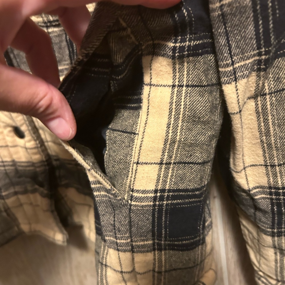 NWOT Lucky brand, sherpa lined plaid shacket - Picture 4 of 7